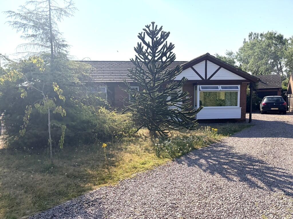 3 bed Detached bungalow for rent in Whisby. From King & Co - Lincoln