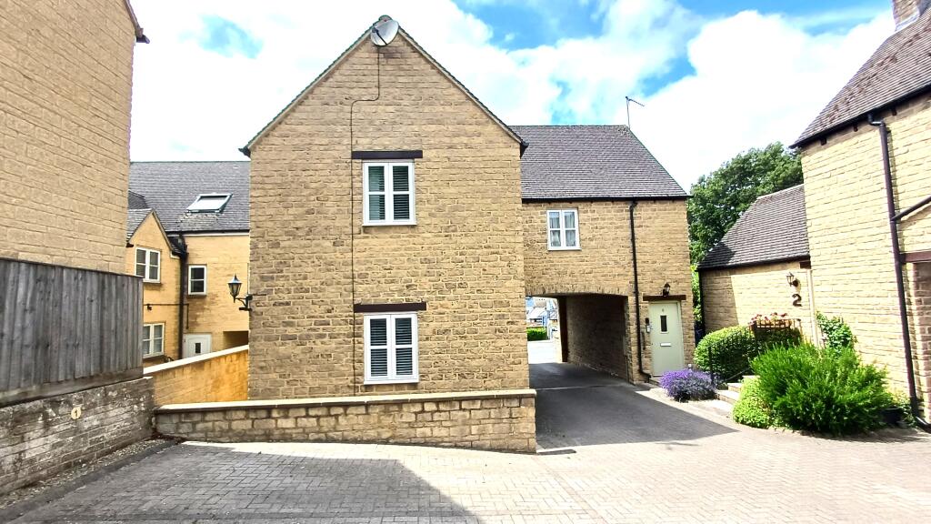 2 bed House (unspecified) for rent in Chipping Norton. From King and Woolley - Chipping Norton