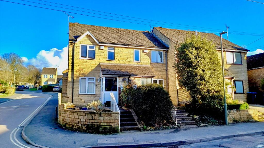 2 bed Mid Terraced House for rent in Chipping Norton. From King and Woolley - Chipping Norton 2 bed Mid Terraced House for rent in Chipping Norton. From King and Woolley - Chipping Norton