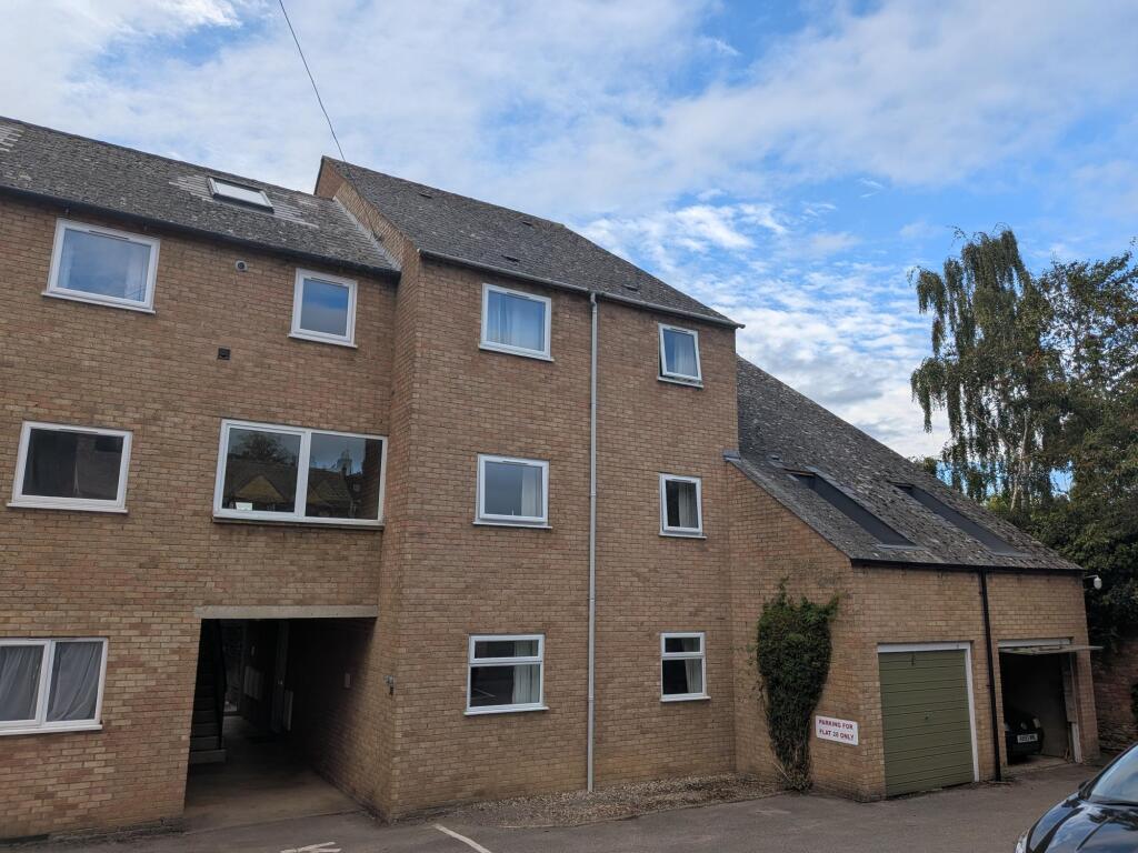 2 bed House (unspecified) for rent in Chipping Norton. From King and Woolley - Chipping Norton 2 bed House (unspecified) for rent in Chipping Norton. From King and Woolley - Chipping Norton