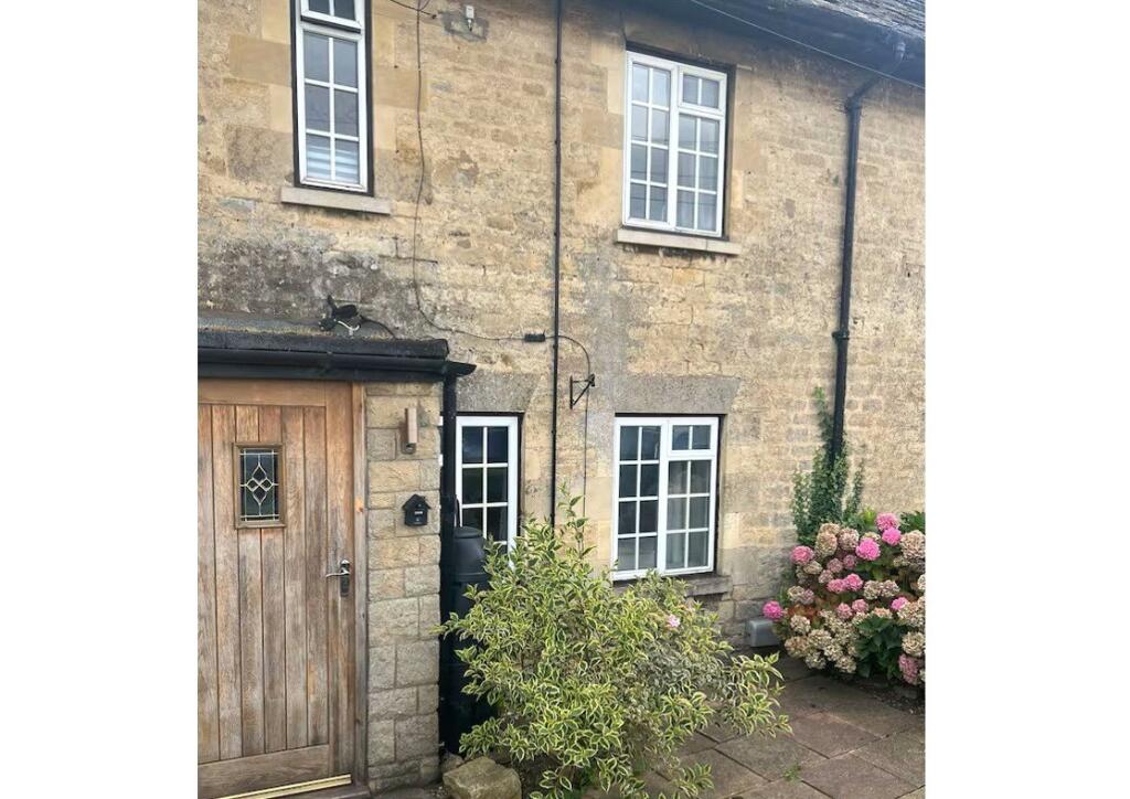 2 bed Mid Terraced House for rent in Easton on the Hill. From King West - Market Harborough