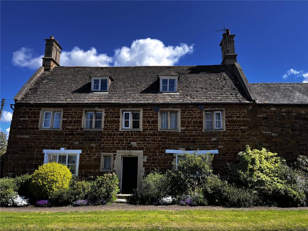 3 bed End of Terrace for rent in Rockingham. From King West - Market Harborough