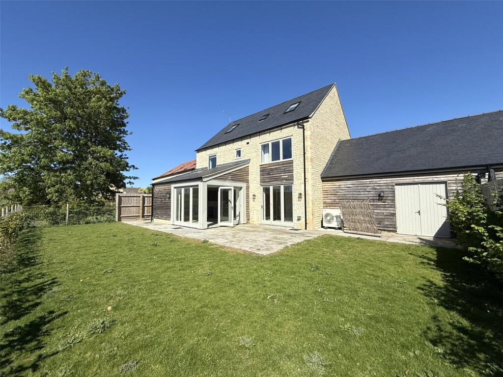 5 bed Detached for rent in Barrowden. From King West - Market Harborough