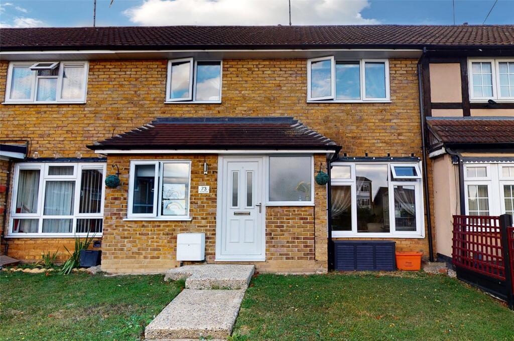 3 bed Mid Terraced House for rent in Basildon. From KINGSWOOD - Basildon