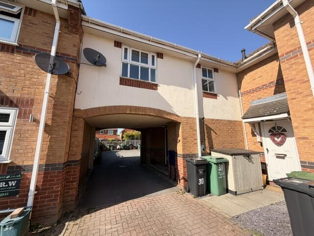 1 bed Car Parking for rent in Basildon. From KINGSWOOD - Basildon