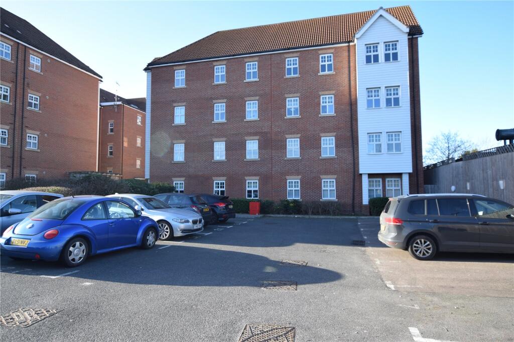 2 bed Apartment for rent in Basildon. From KINGSWOOD - Basildon