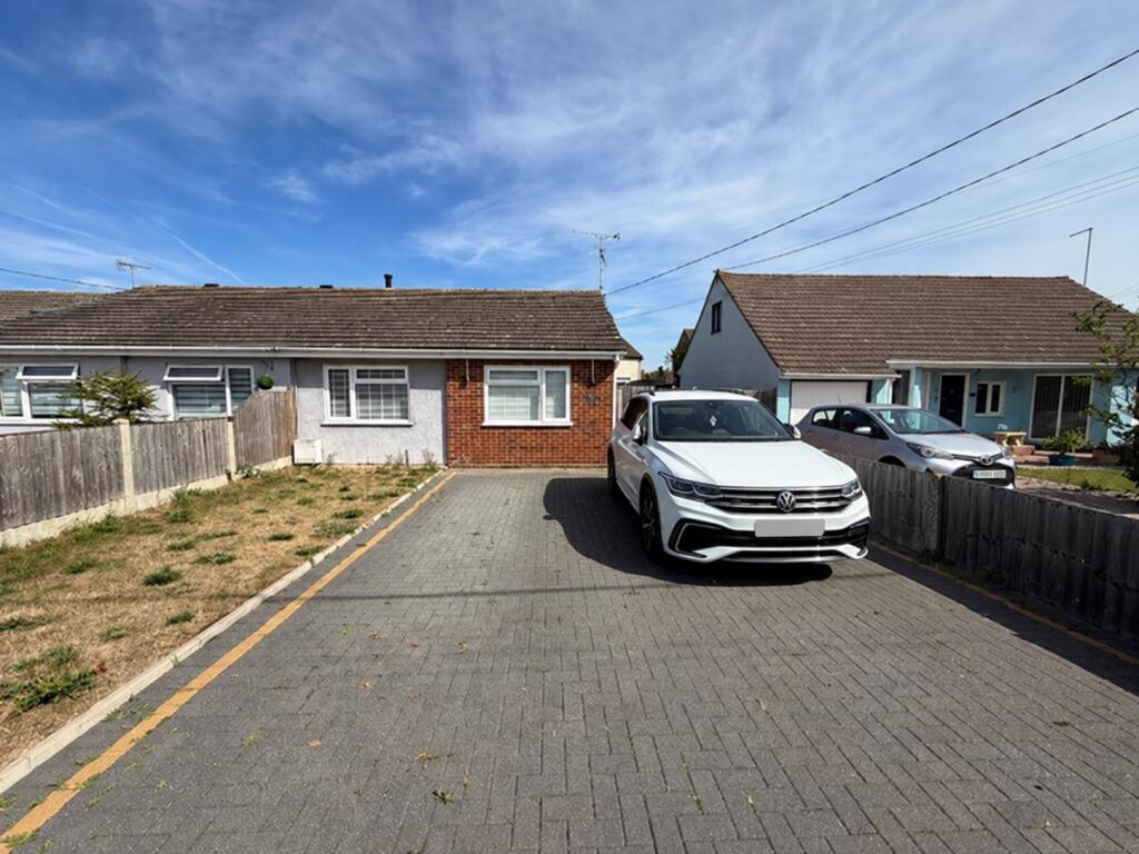 2 bed Bungalow for rent in Mayland. From KINGSWOOD - Basildon 2 bed Bungalow for rent in Mayland. From KINGSWOOD - Basildon