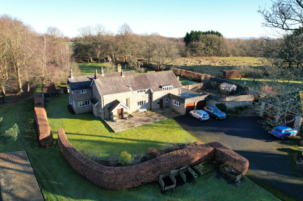 4 bed Detached for rent in Fulwood. From Kingswood - Fulwood