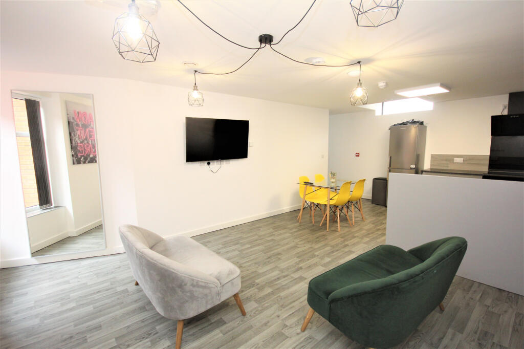 4 bed 1st Floor Flat for rent in Preston. From Kingswood - Fulwood