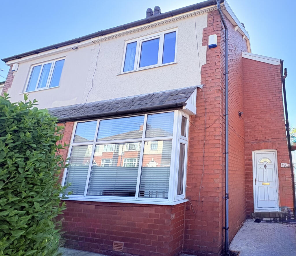 2 bed Mid Terraced House for rent in Fulwood. From Kingswood - Fulwood