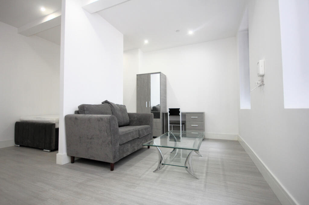 4 bed Studio for rent in Preston. From Kingswood - Fulwood 4 bed Studio for rent in Preston. From Kingswood - Fulwood