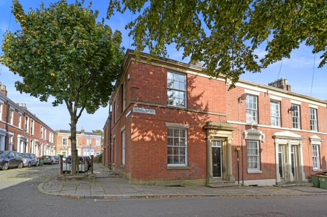 1 bed Mid Terraced House for rent in Preston. From Kingswood - Fulwood