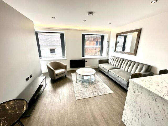2 bed Apartment for rent in Kingsfold. From Kingswood - Fulwood