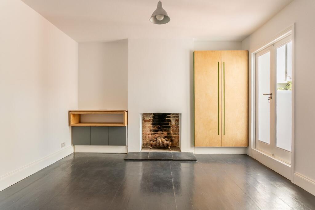 1 bed Apartment for rent in Brighton and Hove. From Knight & Knoxley - Brighton