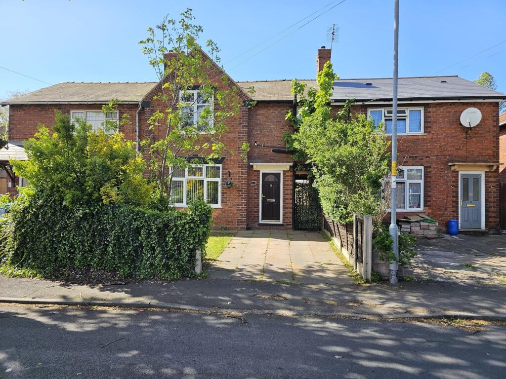 3 bed Town House for rent in Walsall. From L & S Prestige Estates - Willenhall