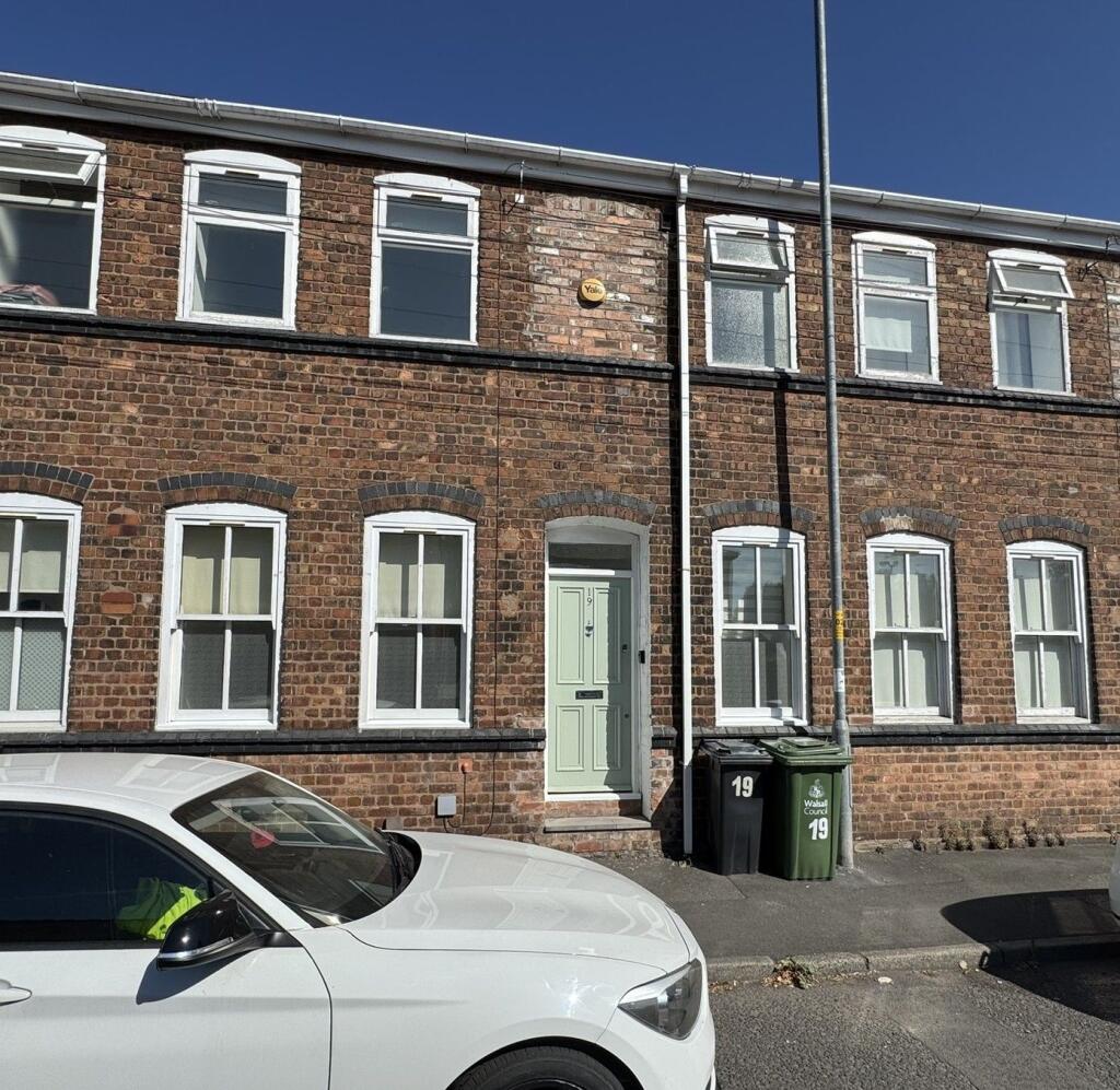 2 bed Mid Terraced House for rent in Willenhall. From L & S Prestige Estates - Willenhall