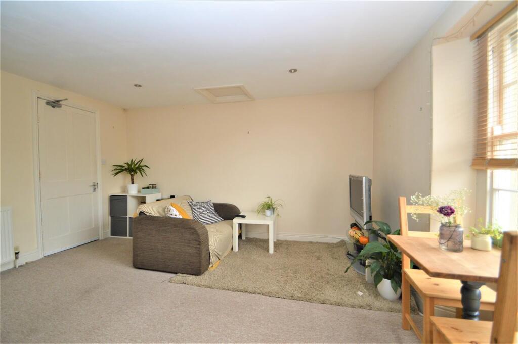 1 bed 1st Floor Flat for rent in Bristol. From Kendall Harper - Bishopston