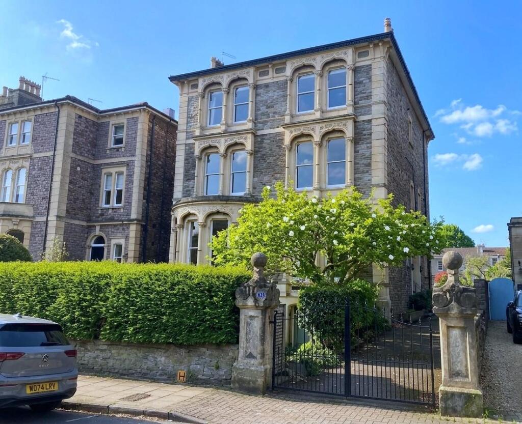 3 bed 1st Floor Flat for rent in Leigh Woods. From Kendall Harper - Bishopston