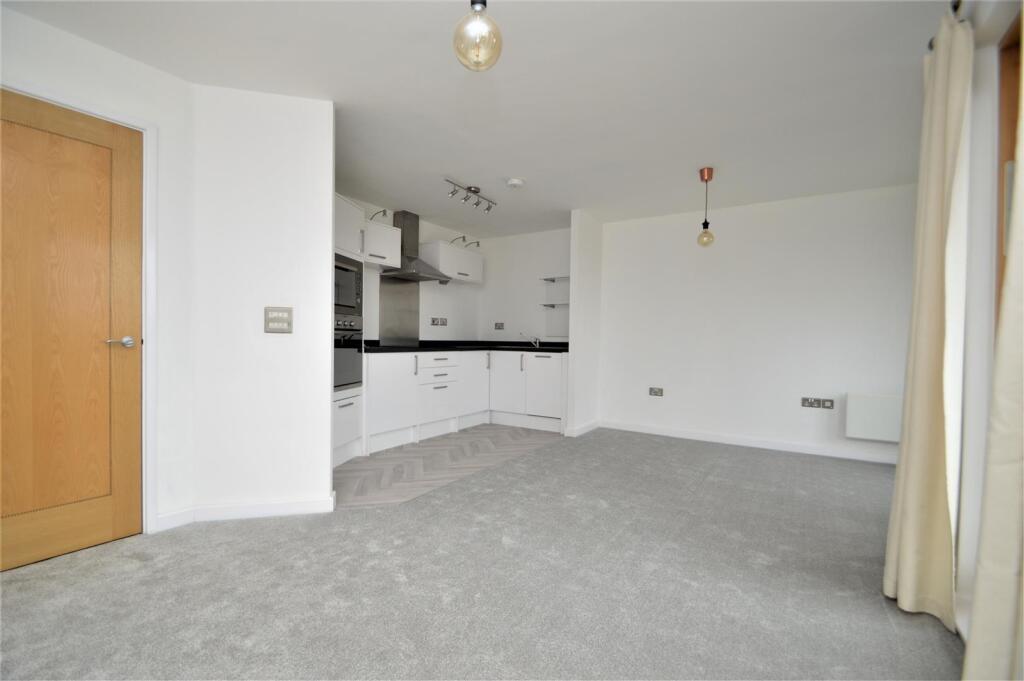 2 bed 1st Floor Flat for rent in Bristol. From Kendall Harper - Bishopston