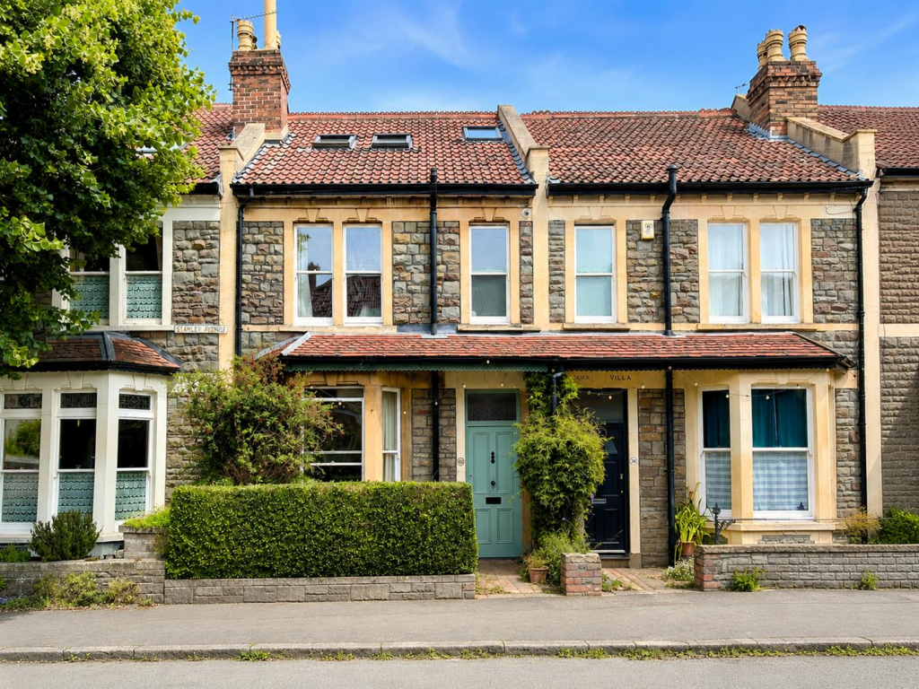 4 bed Mid Terraced House for rent in Stapleton. From Kendall Harper - Bishopston 4 bed Mid Terraced House for rent in Stapleton. From Kendall Harper - Bishopston