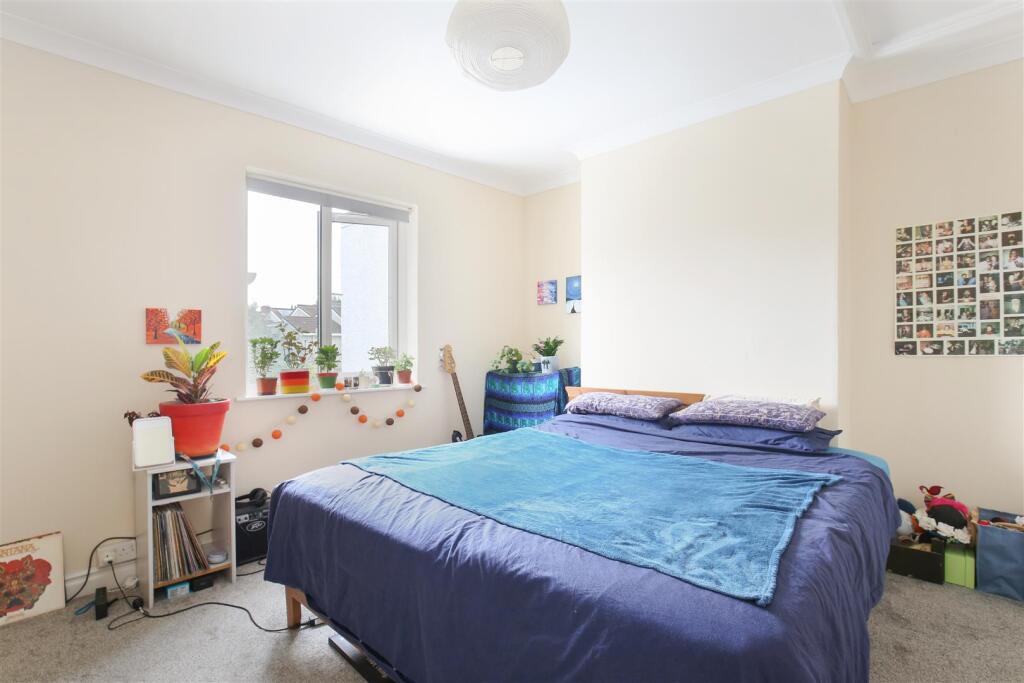 4 bed Detached for rent in Crofts End. From Kendall Harper - Bishopston 4 bed Detached for rent in Crofts End. From Kendall Harper - Bishopston