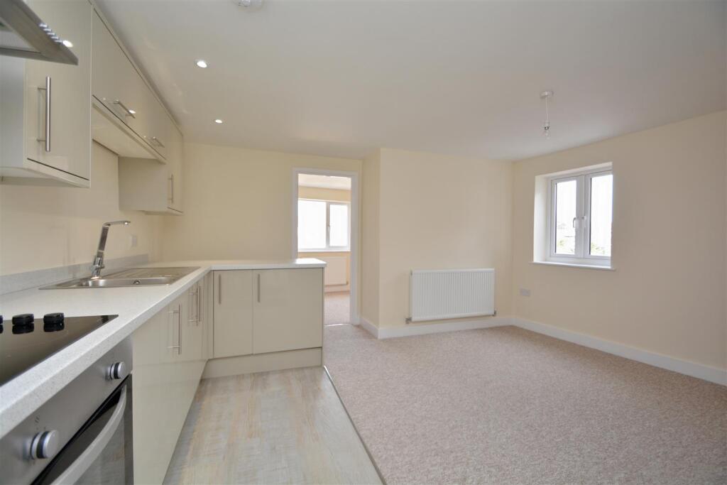 1 bed 1st Floor Flat for rent in Bristol. From Kendall Harper - Bishopston 1 bed 1st Floor Flat for rent in Bristol. From Kendall Harper - Bishopston