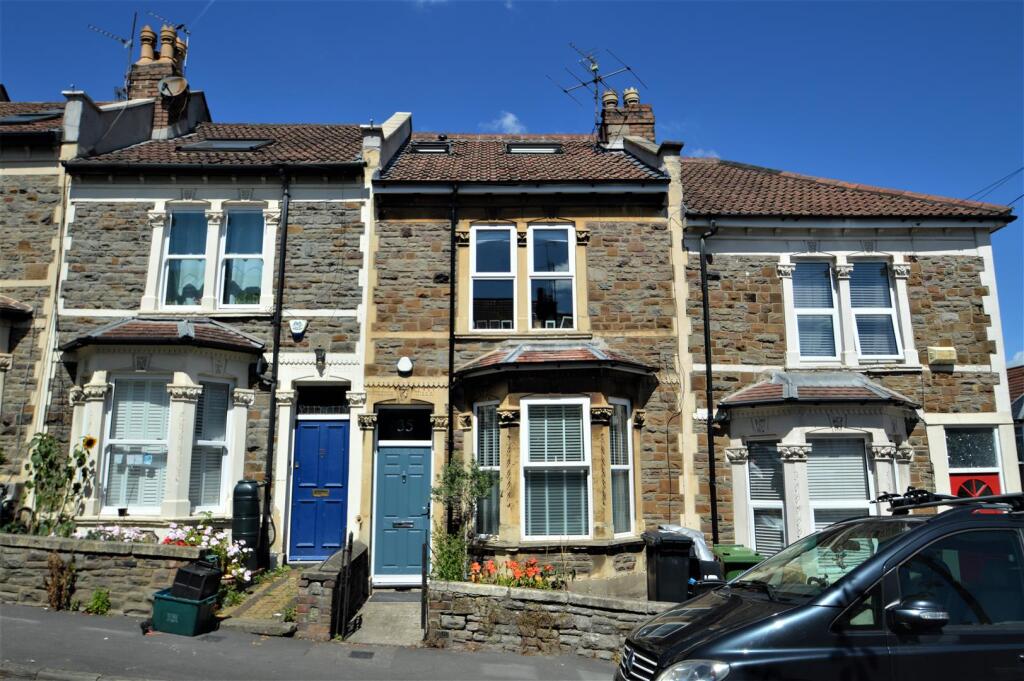 4 bed Detached for rent in Bristol. From Kendall Harper - Bishopston