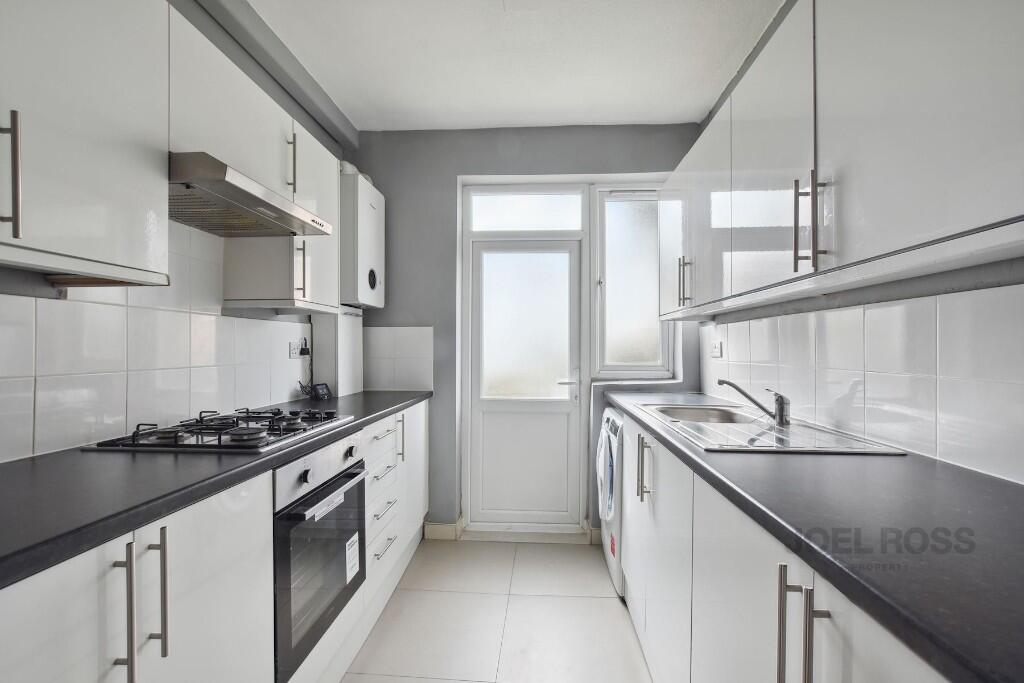 2 bed House (unspecified) for rent in Wembley. From Joel Ross Property - London