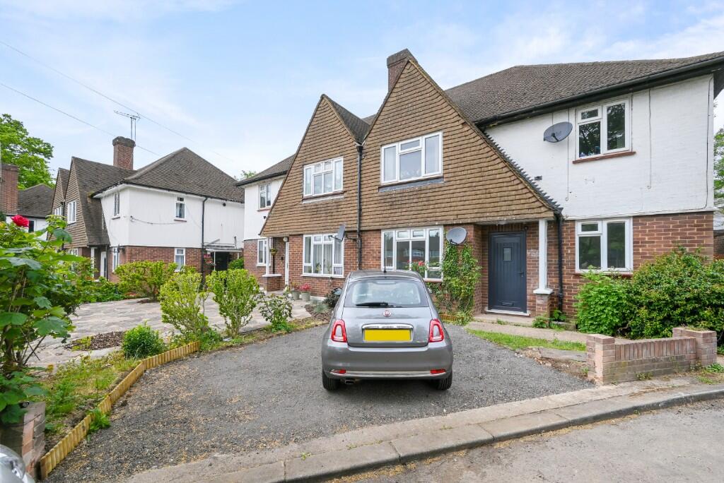 2 bed House (unspecified) for rent in Pinner. From Joel Ross Property - London
