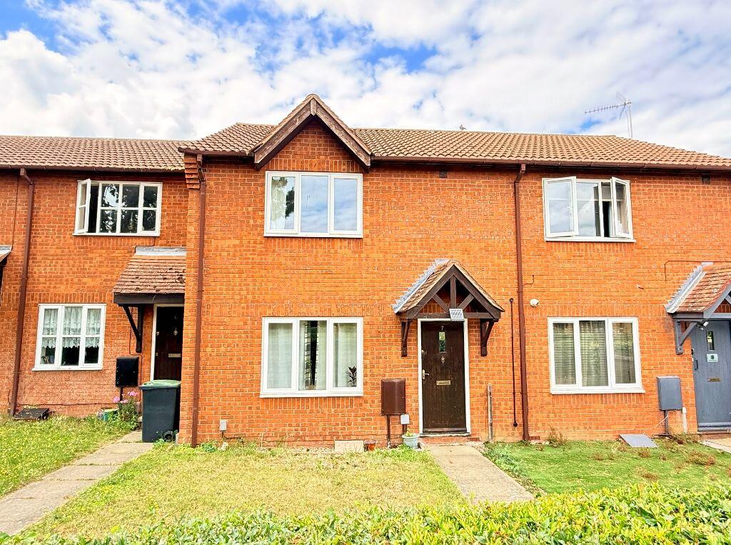 3 bed Mid Terraced House for rent in Newmarket. From Lemontree Properties - Newmarket