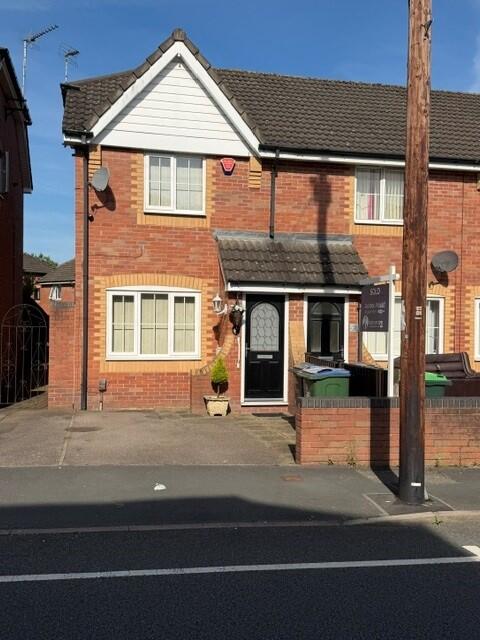 2 bed Mid Terraced House for rent in Oldbury. From Letscene - Birmingham