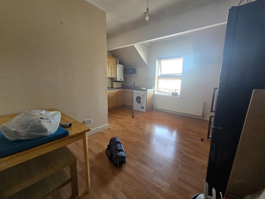 1 bed 1st Floor Flat for rent in West Bromwich. From Lettings by Apex - West Bromwich 1 bed 1st Floor Flat for rent in West Bromwich. From Lettings by Apex - West Bromwich
