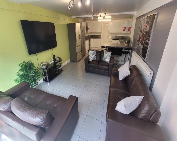 8 bed House Share for rent in Coventry. From Lettuce Property Management - Coventry