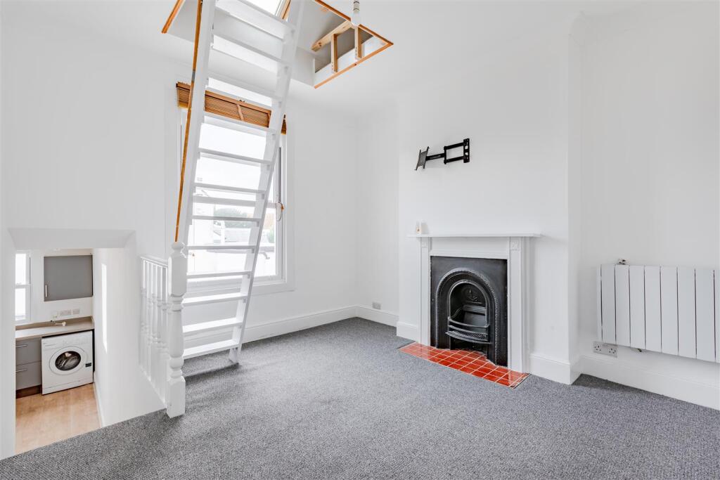 0 bed Detached for rent in Brighton and Hove. From Lextons - Brighton & Hove