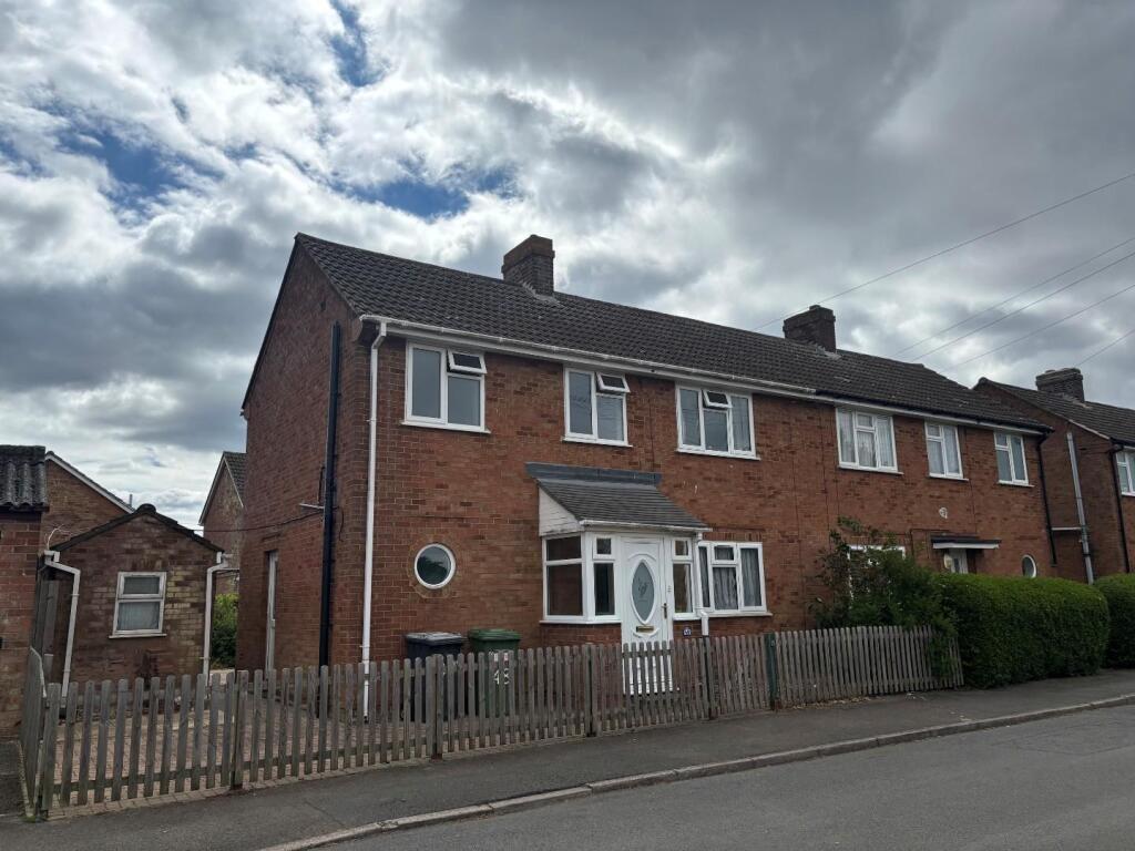 3 bed Semi Detached for rent in Bedford. From Limestone - Milton Keynes