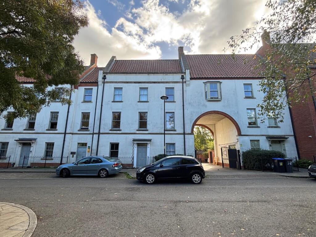 2 bed 1st Floor Flat for rent in Northampton. From Limestone - Milton Keynes