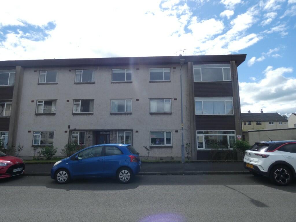 2 bed 1st Floor Flat for rent in Kilbarchan. From Lind Letting - Bridge of Weir