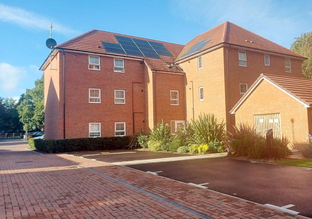 2 bed 1st Floor Flat for rent in Westwood Heath. From Henrys Estate Agents - Coventry 2 bed 1st Floor Flat for rent in Westwood Heath. From Henrys Estate Agents - Coventry