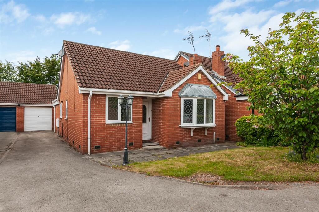 2 bed Detached bungalow for rent in Thorpe Willoughby. From Link Agency - covering East Yorkshire 2 bed Detached bungalow for rent in Thorpe Willoughby. From Link Agency - covering East Yorkshire