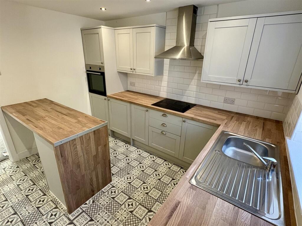 2 bed Cottage for rent in Swinefleet. From Link Agency - covering East Yorkshire