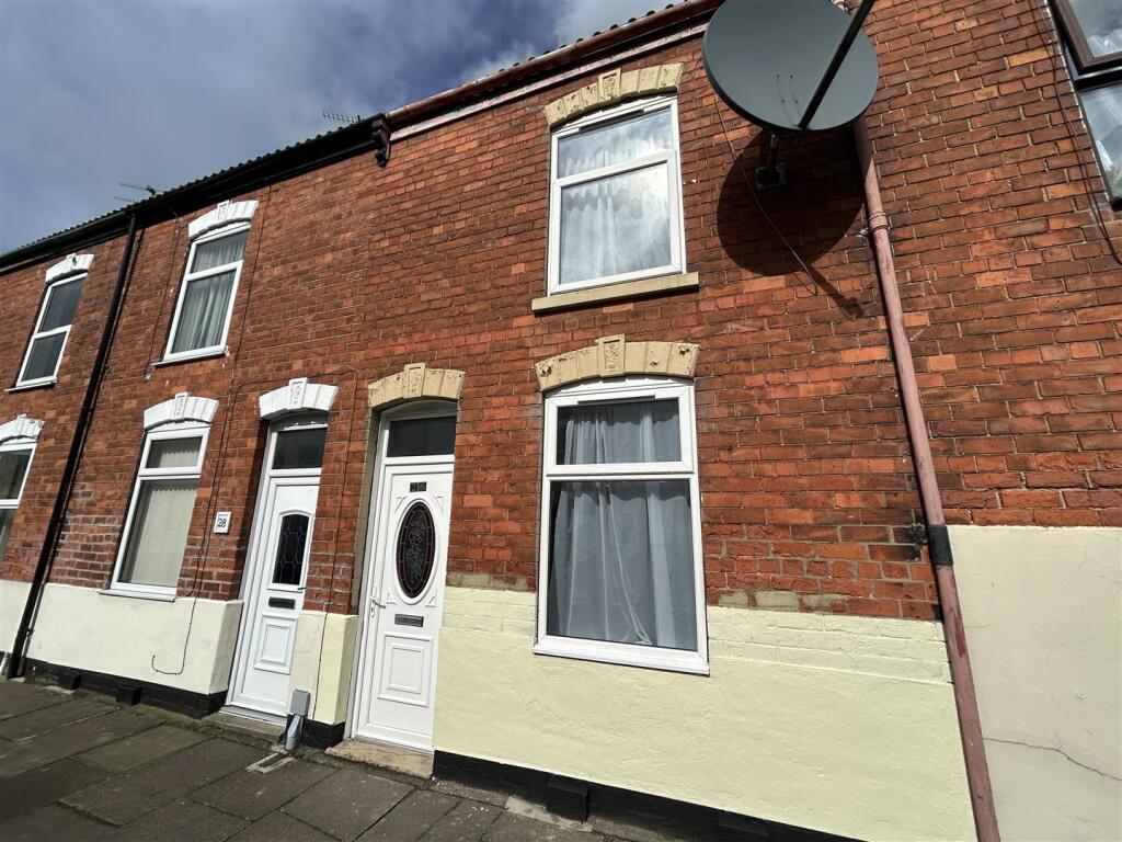 2 bed Mid Terraced House for rent in Goole. From Link Agency - covering East Yorkshire