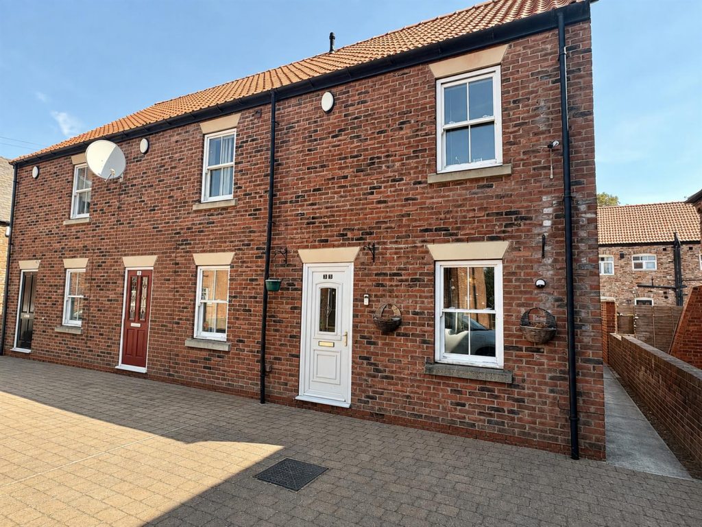 3 bed End of Terrace for rent in Thorne. From Link Agency - covering East Yorkshire
