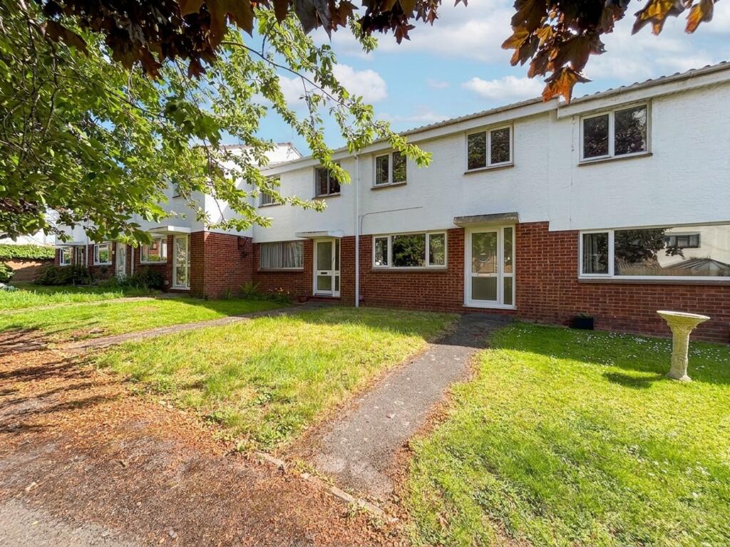 3 bed Mid Terraced House for rent in Crossways. From Lisa Costa Residential Sales & Lettings - Thornbury 3 bed Mid Terraced House for rent in Crossways. From Lisa Costa Residential Sales & Lettings - Thornbury