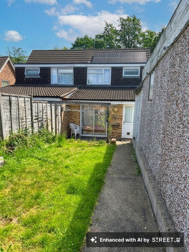 3 bed Semi Detached for rent in Thornbury. From Lisa Costa Residential Sales & Lettings - Thornbury 3 bed Semi Detached for rent in Thornbury. From Lisa Costa Residential Sales & Lettings - Thornbury