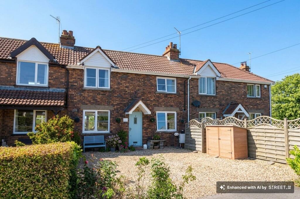 4 bed Mid Terraced House for rent in Old Down. From Lisa Costa Residential Sales & Lettings - Thornbury