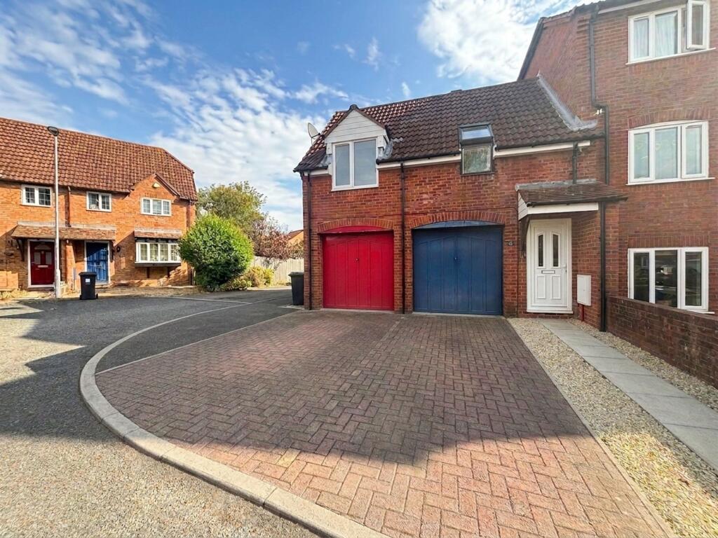 1 bed Coach House for rent in Almondsbury. From Lisa Costa Residential Sales & Lettings - Thornbury 1 bed Coach House for rent in Almondsbury. From Lisa Costa Residential Sales & Lettings - Thornbury