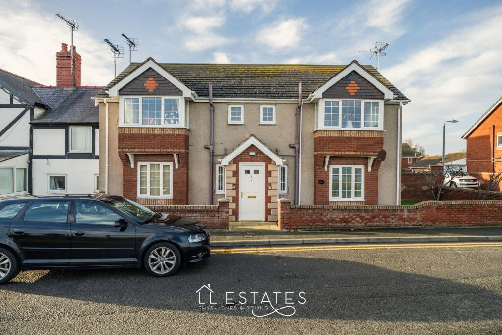 1 bed House (unspecified) for rent in Rhyl. From LL Estates - Rhuddlan 1 bed House (unspecified) for rent in Rhyl. From LL Estates - Rhuddlan