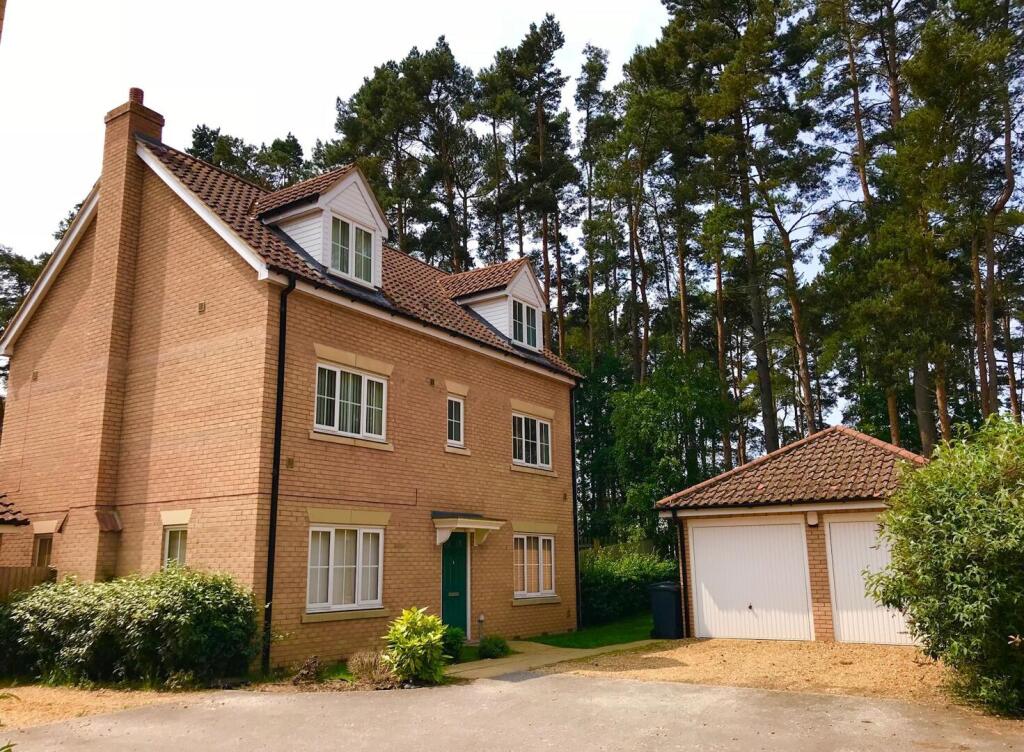 5 bed Detached for rent in Mildenhall. From Lodge Lettings - Red Lodge
