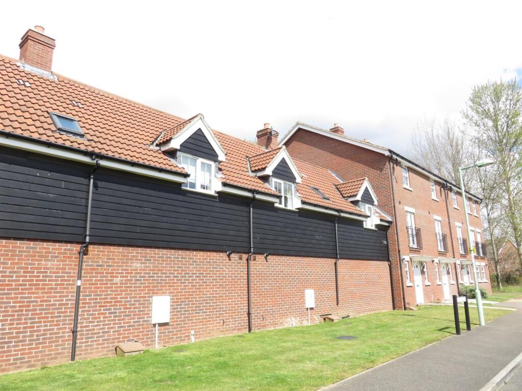 2 bed Apartment for rent in Red Lodge. From Lodge Lettings - Red Lodge