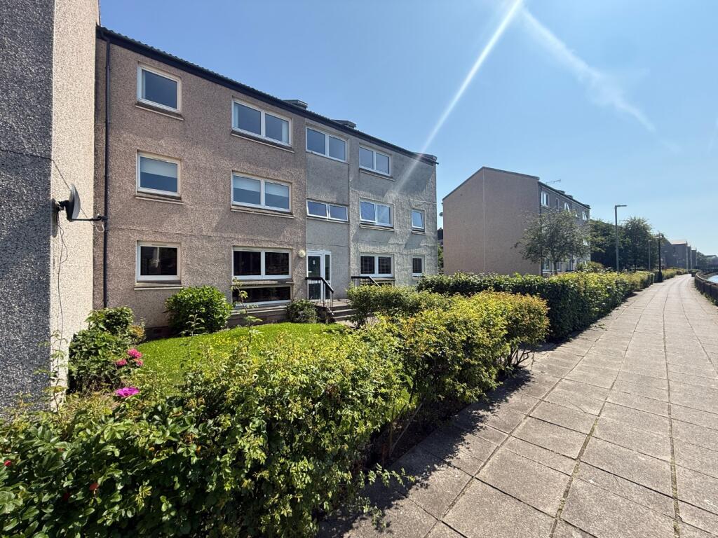 2 bed 1st Floor Flat for rent in Ayr. From Lomond - Prestwick